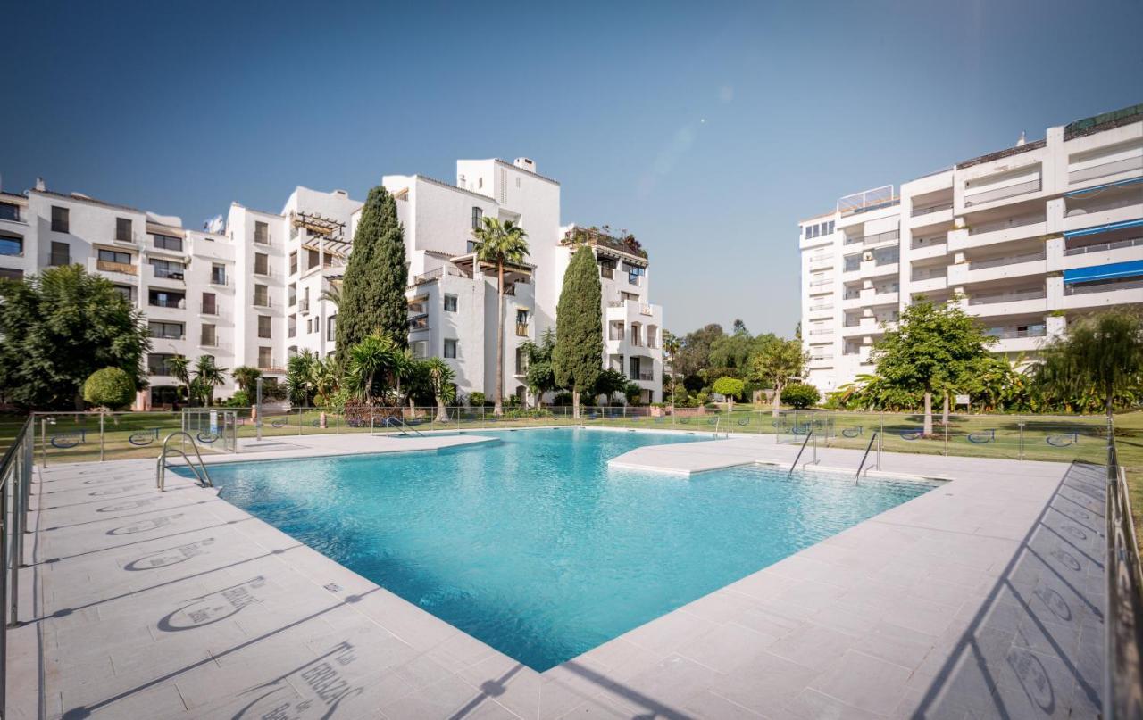 2 Bedroom With Pool In The Heart Of Puerto Banus *